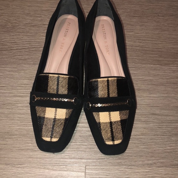 Shoes - Picture 1 of 1